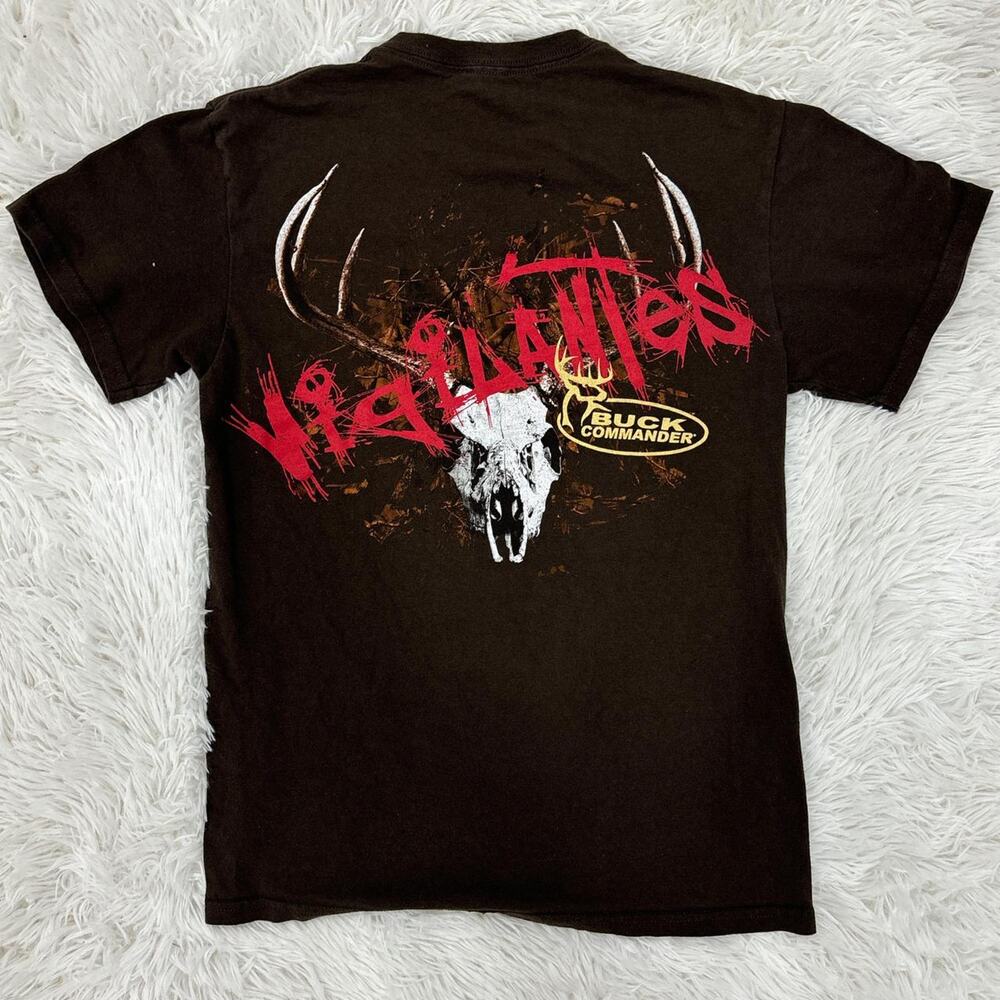 Mens buck commander graphic tshirt